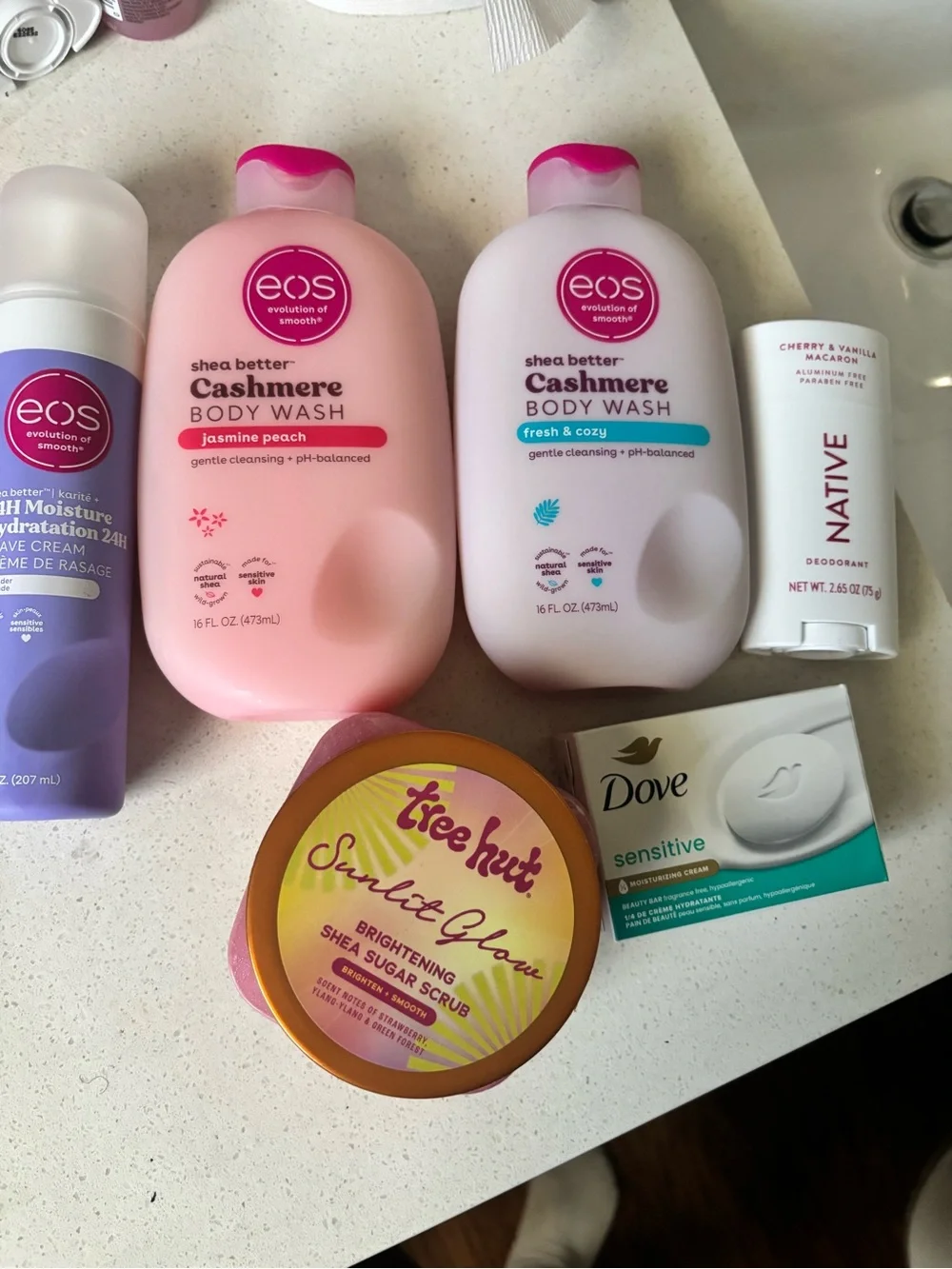 eos Shea Better Cashmere Body Wash Duo in Pink